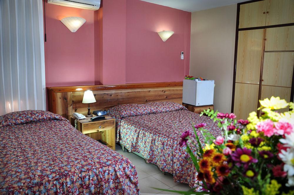 Hotel La Riviera Санта-Марта Экстерьер фото