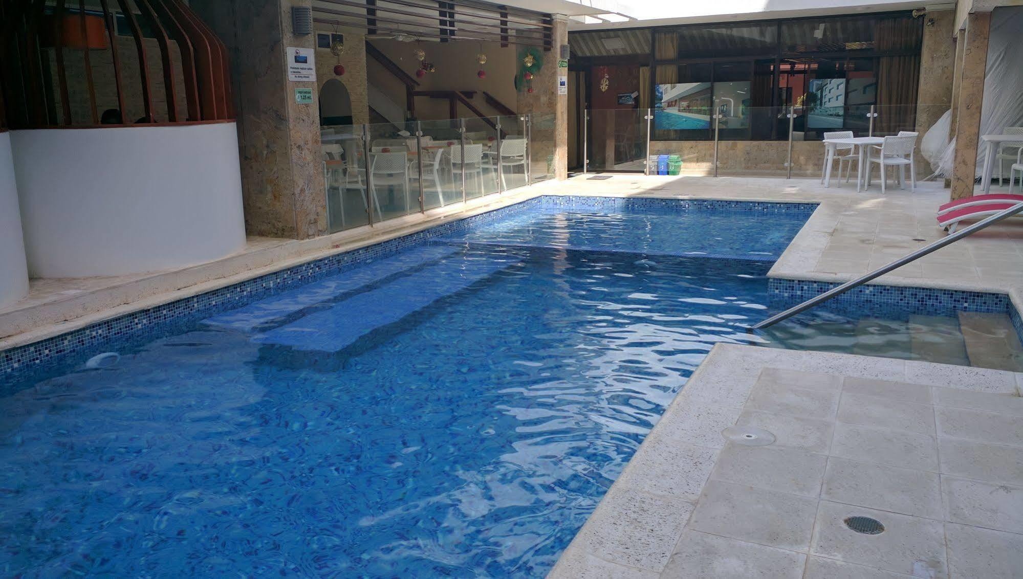 Hotel La Riviera Санта-Марта Экстерьер фото